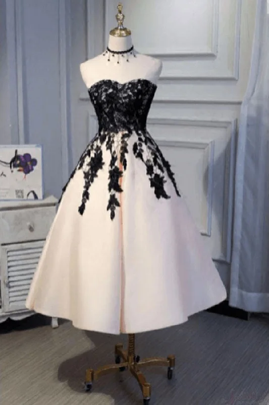 A Line Sweetheart Lace Appliques Homecoming Dresses